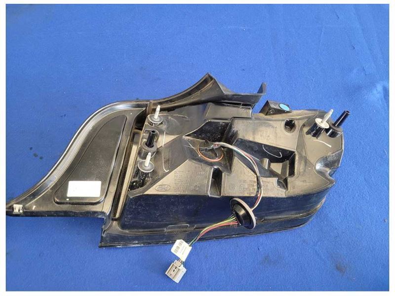 2015-2017 Ford Mustang GT S550 Driver Left LH Tail Light Lamp Brake Lens 2564 - The Parts Farm