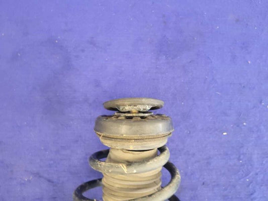 2010-2011 Chevrolet Camaro SS Passenger Right Strut Front Spring Suspension 2416
