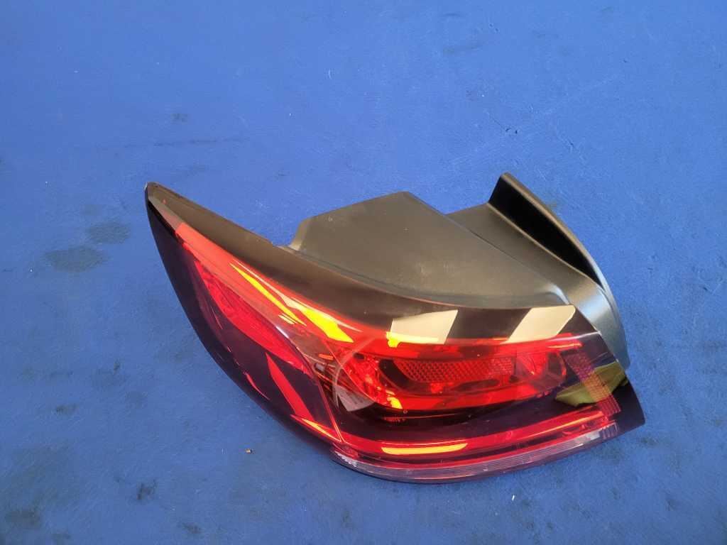 2014-2017 Chevrolet SS Sedan Driver Rear Taillight Quarter Brake Lamp Light 2602 - The Parts Farm