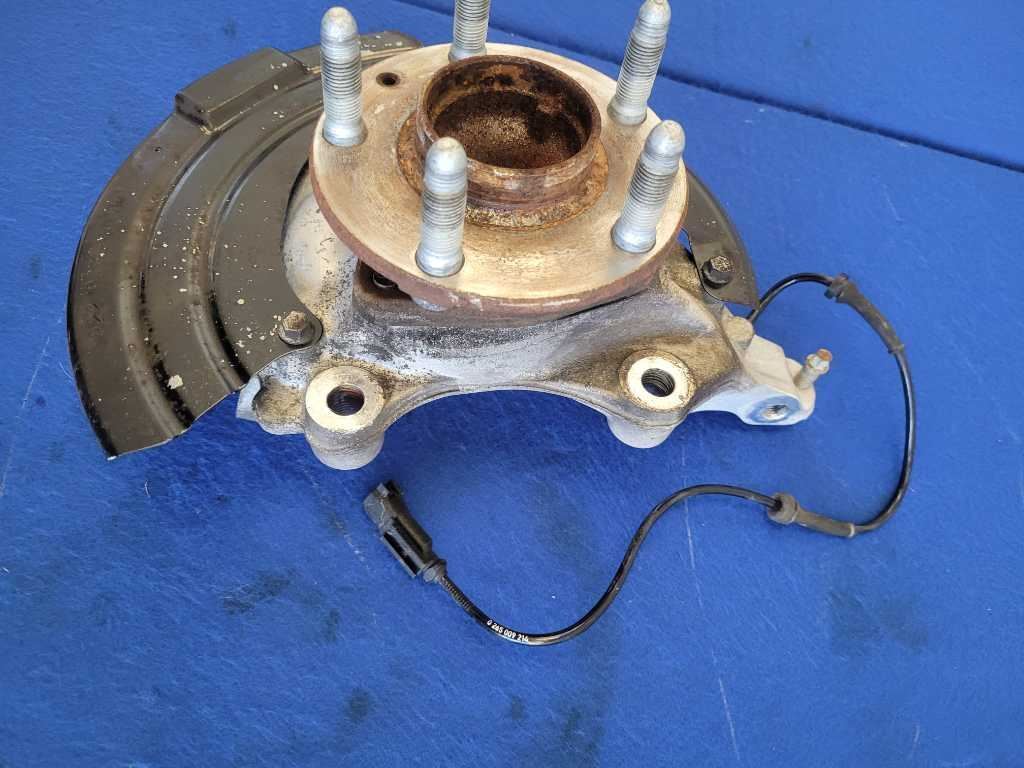 2016-2017 Chevrolet SS Sedan 6.2L Driver LH Left Front Spindle Knuckle Hub 2602 - The Parts Farm