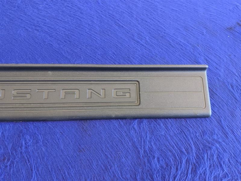 2018-2021 Ford Mustang GT Base Door Sill Plates Pair LH RH - The Parts Farm