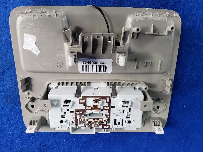 2013 2014 Chevy Camaro Overhead Sunroof Control Console Chevrolet Lighted - The Parts Farm