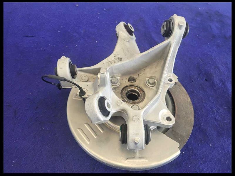 2017-2021 Tesla Model 3 Standard Plus Driver Left Rear Spindle Knuckle Hub - The Parts Farm