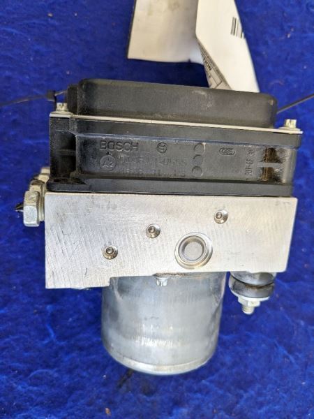 2012-2015 Chevrolet Camaro SS ABS Anti-Lock Brake Module Pump Front Switch 2263 - The Parts Farm