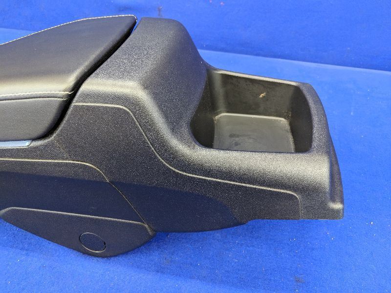 2016 2017 2018 Chevy Camaro SS Front Center Console Leather Lid Charging Dock - The Parts Farm