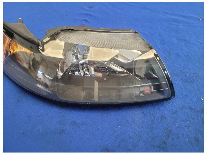 2003-2004 Ford Mustang Cobra SVT DOHC Passenger Front Headlight Lamp 2573 - The Parts Farm