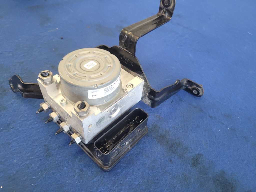 2015 Ford Mustang GT S550 Anti-Lock Brake Module ABS System Pump 2632 - The Parts Farm