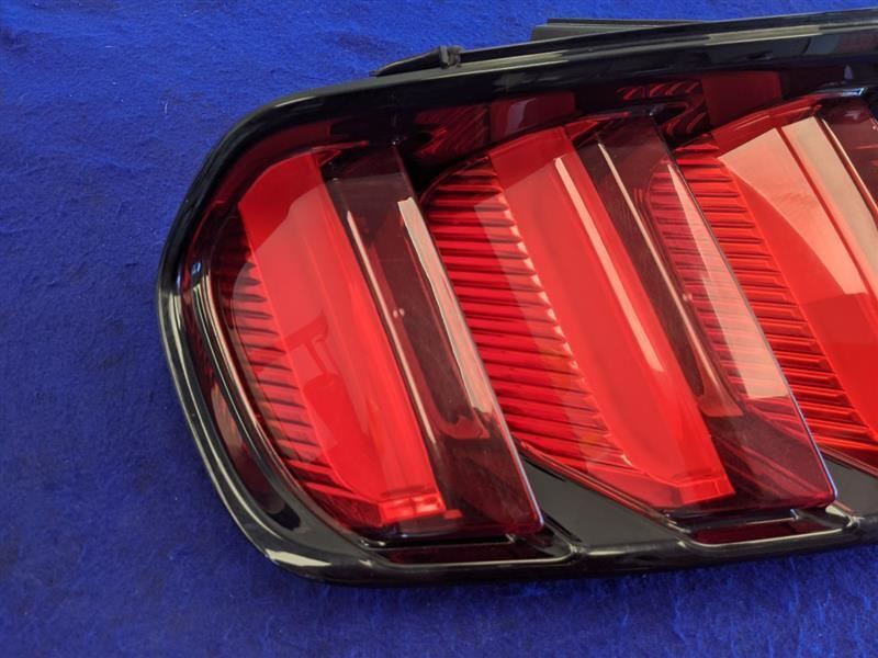 2015-2017 Ford Mustang GT S550 Driver Left LH Taillight Lamp Brake Lens OEM - The Parts Farm
