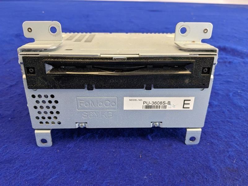 2015 Ford Mustang GT S550 Info-GPS-TV Screen Sync Radio Info Dash 2329 - The Parts Farm