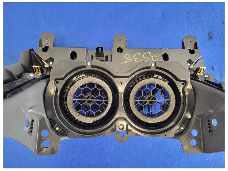 2016-2023 Chevrolet Camaro SS Temperature HVAC AC Controls Switch 2538 - The Parts Farm