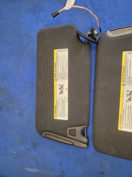2017-2020 Dodge Charger 6.4L Scat Pack Pair Sun Visors Shade Light 2414 - The Parts Farm