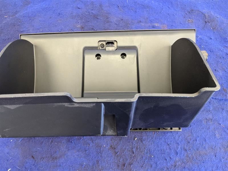 2011-2014 Ford Mustang GT 5.0L Glove Box Passenger Dashboard Panel Latch OEM - The Parts Farm