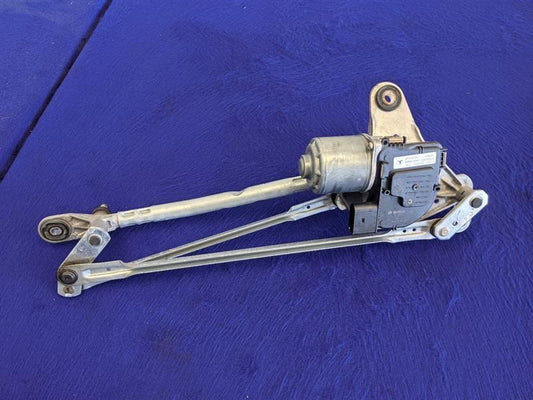 2018 2019 2020 Tesla Model 3 Windshield Wiper Transmission Motor 1076725-00-d - The Parts Farm