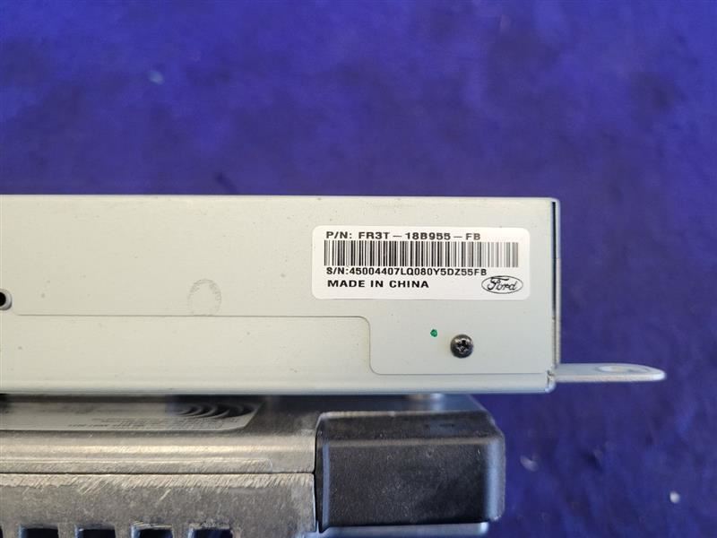 2015-2017 Ford Mustang GT S550 Info GPS TV Screen Radio Display Center Dash - The Parts Farm