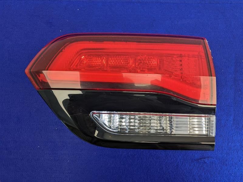 2014-2020 Jeep Grand Cherokee SRT8 Passenger Taillight Quarter Panel Mounted - The Parts Farm