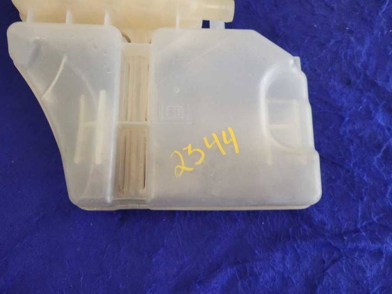 2016-2018 Chevrolet Camaro SS 6.2L Coolant Fluid Reservoir Cooling 2344 - The Parts Farm