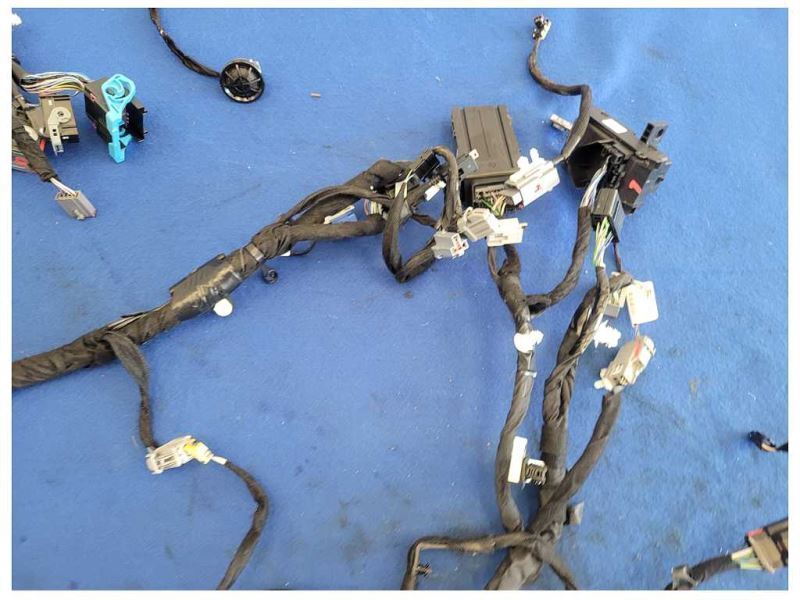2021 Ford Mustang GT S550 Dash Harness Wire Plug Front 2543 - The Parts Farm