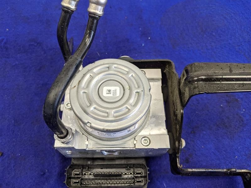 2018-2023 Ford Mustang GT S550 Anti-Lock Brake Module System Caliper - The Parts Farm