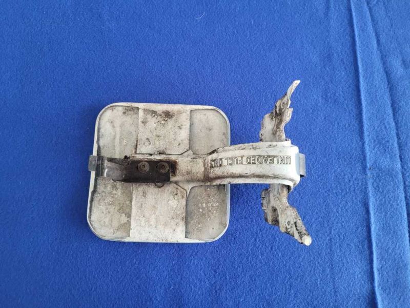 1987-1993 Ford Mustang GT 5.0L Convertible Gas Fuel Door Cap Paint White 2298 - The Parts Farm