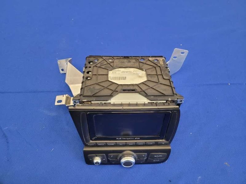 2014 Audi R8 V10 Coupe Radio Receiver Audio Control Head Unit 2136 - The Parts Farm