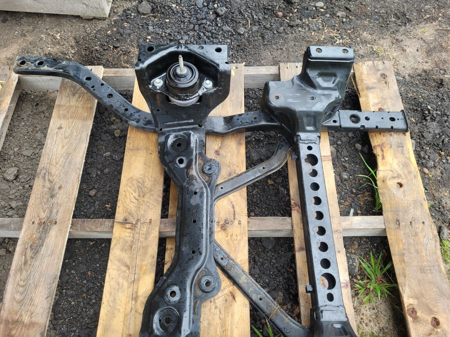 2015-2017 Ford Mustang GT S550 Front Engine K Member Frame Cradle Support 5.0 - The Parts Farm