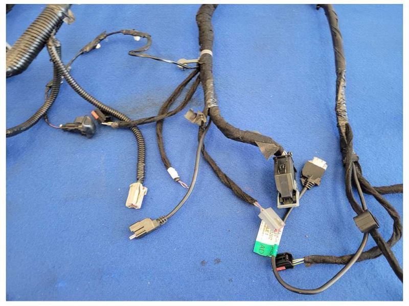 2011 Ford Mustang GT 5.0L S197 Dash Harness Wire Plug *Damage* 2606 - The Parts Farm