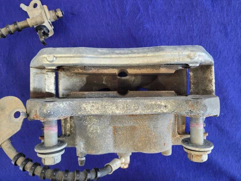 2017-2020 Ford F150 Pickup Truck Driver LH Front Brake Caliper Pad Hose 2392 - The Parts Farm