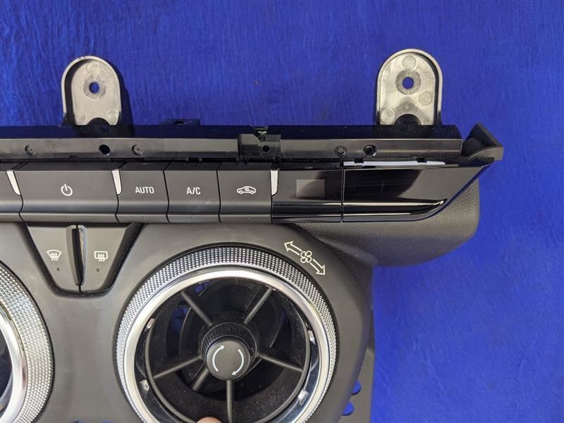 2016-2017 Chevrolet Camaro SS Single Climate A/C Heat Control Panel OEM - The Parts Farm