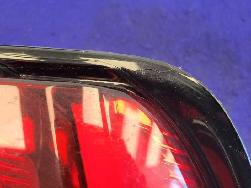 2015-2017 Ford Mustang GT S550 Driver Left LH Taillight Lamp Brake Lens OEM - The Parts Farm
