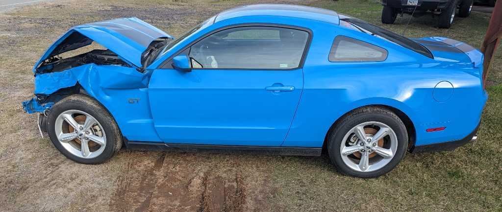 2010-2014 Ford Mustang GT 4.6L Driver Front Spindle Knuckle Hub 2491 - The Parts Farm