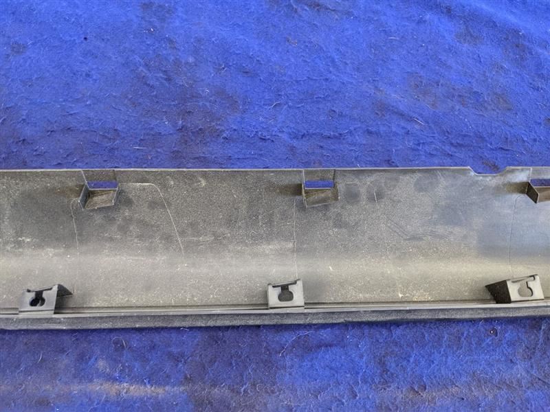 2005-2009 Ford Mustang GT Passenger Right RH Rocker Panel Moulding NEW TAKE OFF - The Parts Farm