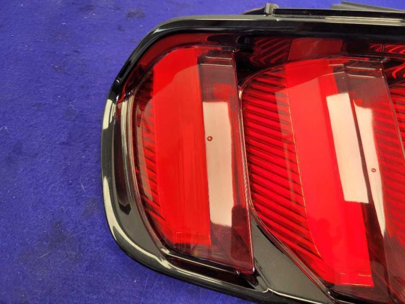 2015-2017 Ford Mustang GT S550 Driver Left LH Taillight Lamp Brake Lens OEM - The Parts Farm
