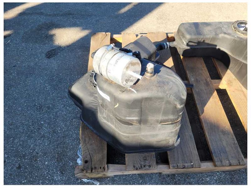 2014 Audi R8 V10 Coupe Fuel Gas Tank Left Right 2136 - The Parts Farm