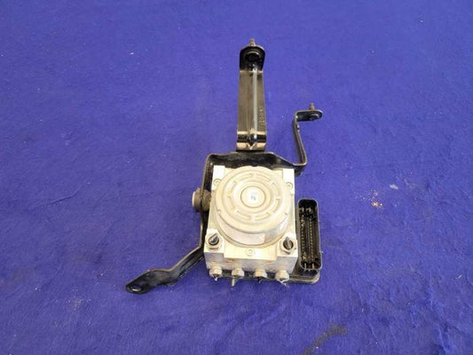2018-2023 Ford Mustang GT S550 ABS Anti-Lock Brake Module Caliper A/T 2115 - The Parts Farm