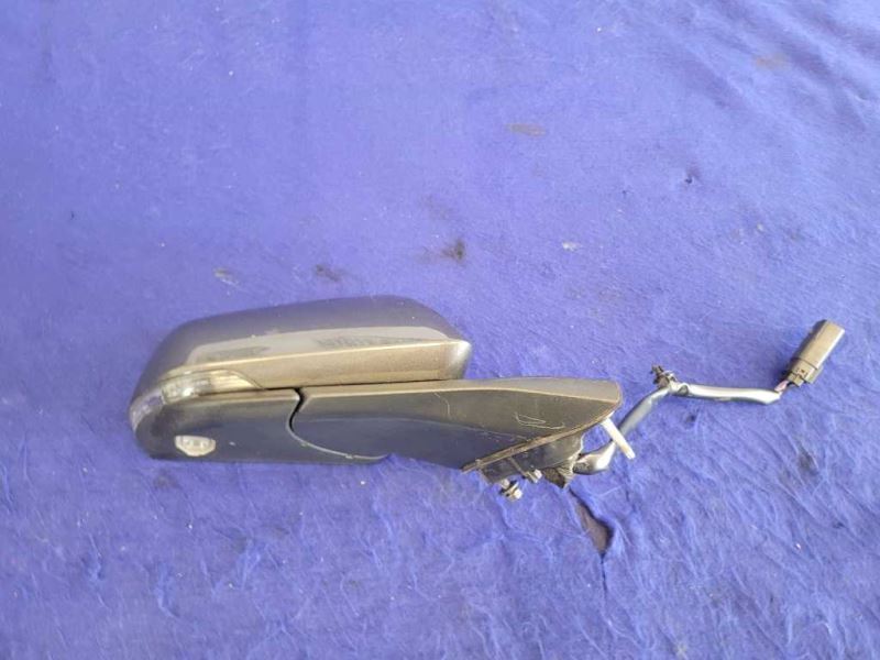 2015-2020 Ford Mustang GT Passenger Rear View Mirror Spot Heat Paint J7 2356 - The Parts Farm