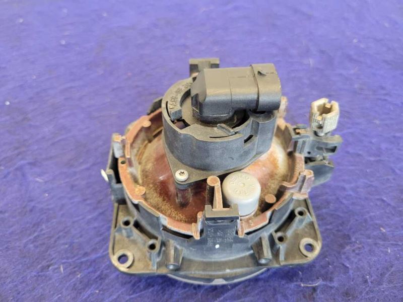 2003-2004 Ford Mustang Cobra SVT DOHC 4.6L Front Lower Fog Light Lamp Bulb - The Parts Farm