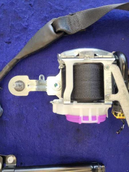 2015-2017 Ford Mustang GT S550 Passenger Convertible Front Seat Belt 2408 - The Parts Farm