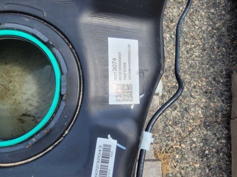 2016-2017 Chevrolet SS 6.2L Sedan Fuel Gas Tank Saddle Bag Plastic 2372 - The Parts Farm