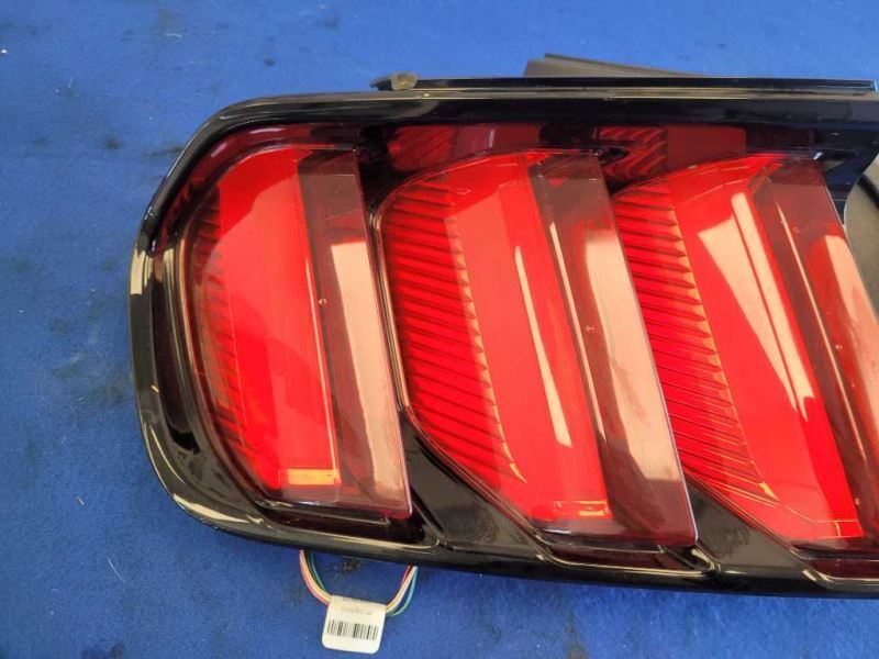 2015-2017 Ford Mustang GT S550 Driver Left LH Taillight Lamp Brake 2235 - The Parts Farm