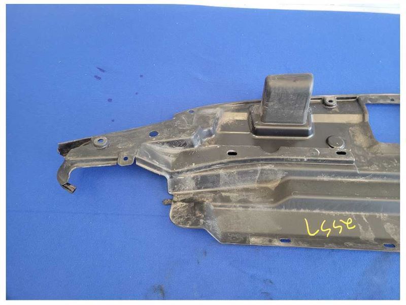2022 Ford F250 Super Duty Pickup Truck Front Sight Shield Radiator Cover 2557 - The Parts Farm