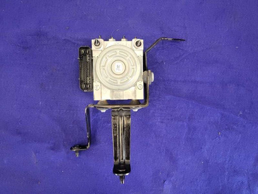 2015-2020 Ford Mustang GT350 Shelby Anti-Lock Brake Module Control Pump - The Parts Farm