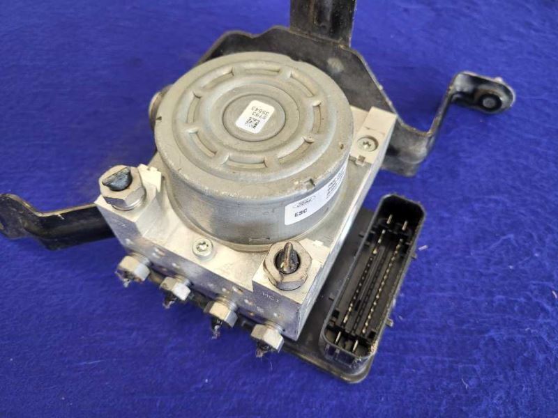 Anti-Lock Brake Part Assembly Shelby GT350 Fits 15-20 MUSTANG 94457 - The Parts Farm