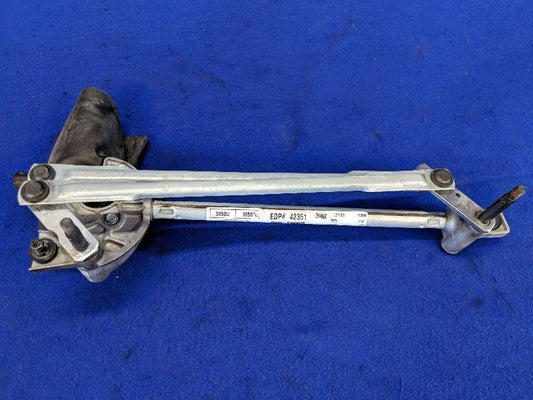 2014-2017 Chevrolet SS Caprice Sedan Windshield Wiper Transmission Motor OEM - The Parts Farm