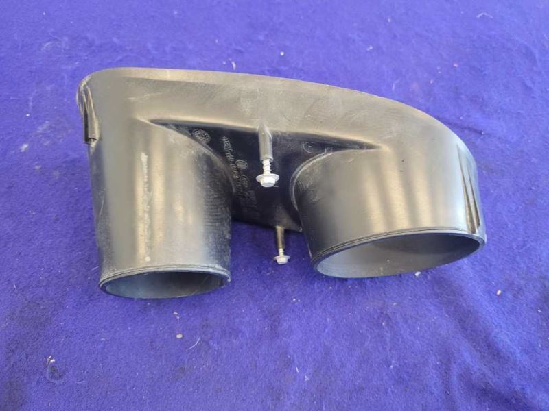 2003-2004 Ford Mustang Cobra SVT DOHC 4.6L Front Passenger Bezel Fog Light Lamp - The Parts Farm