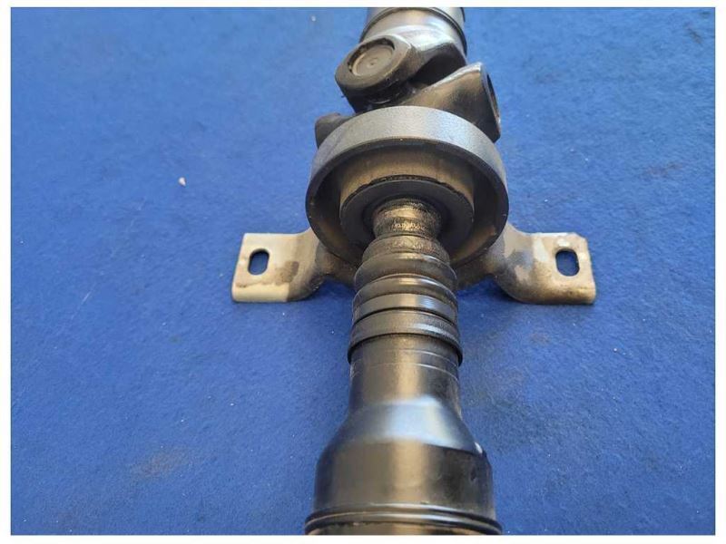 2021 Chevrolet Camaro SS Coupe Driveshaft Automatic Transmission A/T 2538 - The Parts Farm