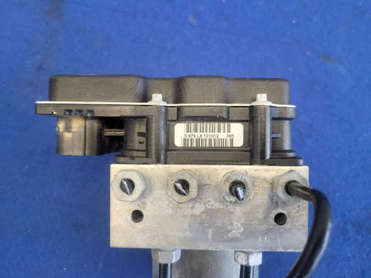 2012-2015 Chevrolet Camaro SS ABS Anti-Lock Brake Module Pump Front Switch 2430