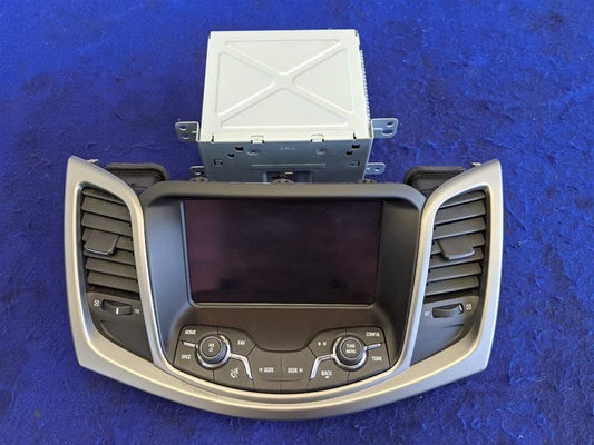 2015-2017 Chevrolet Caprice 6.0L Sedan Audio Radio Control Panel ID 92272724 - The Parts Farm