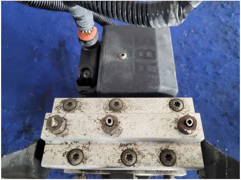 47644442
