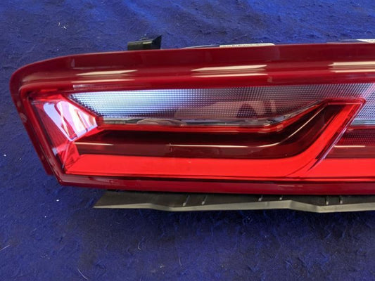 2016-2018 Chevrolet Camaro LS LT SS Passenger Taillight Lamp Lens New Take Off