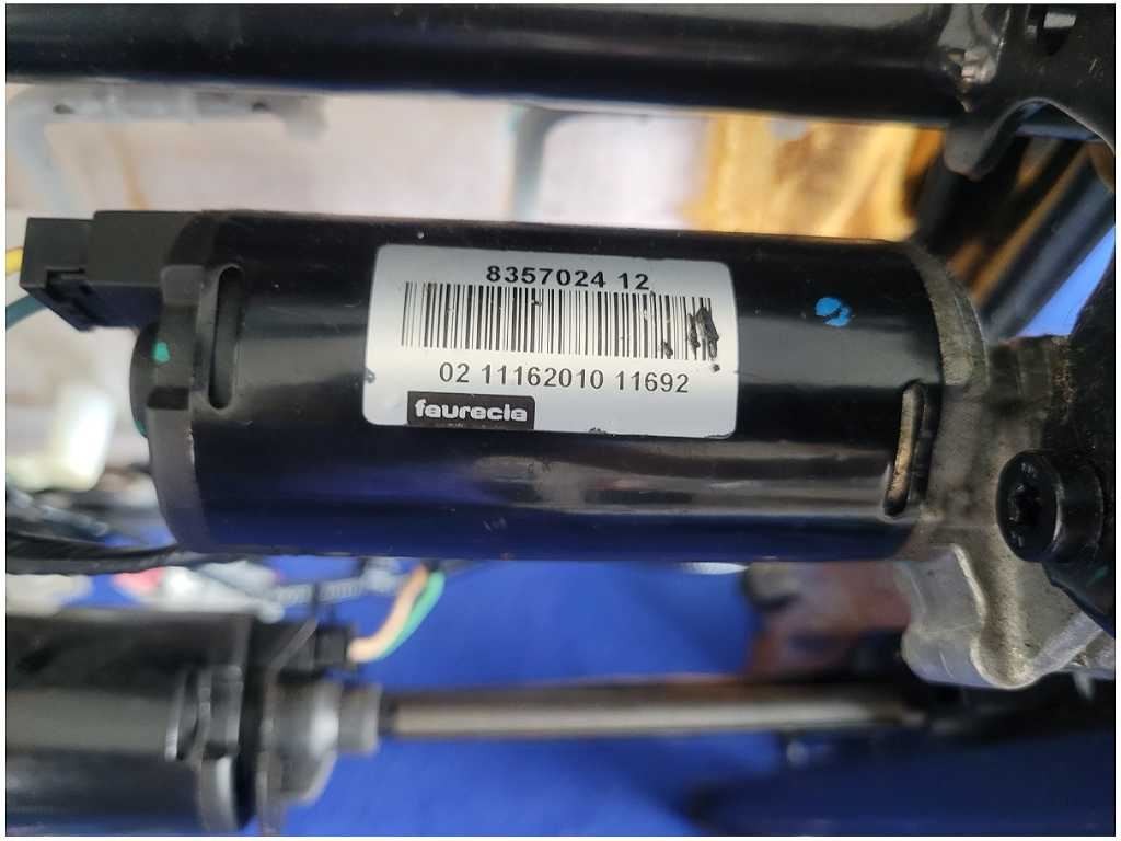 47647473